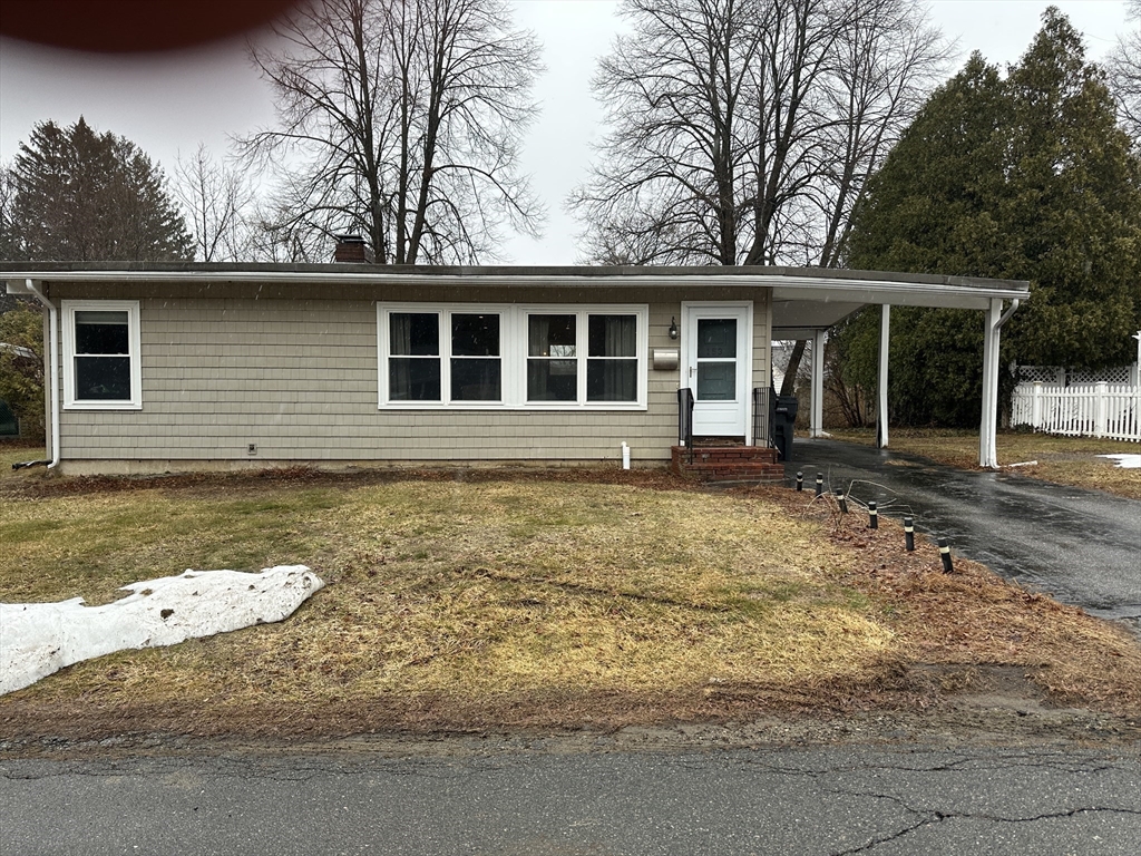 153 Freeman Street Haverhill, MA 01832 - Photo 2 of 31