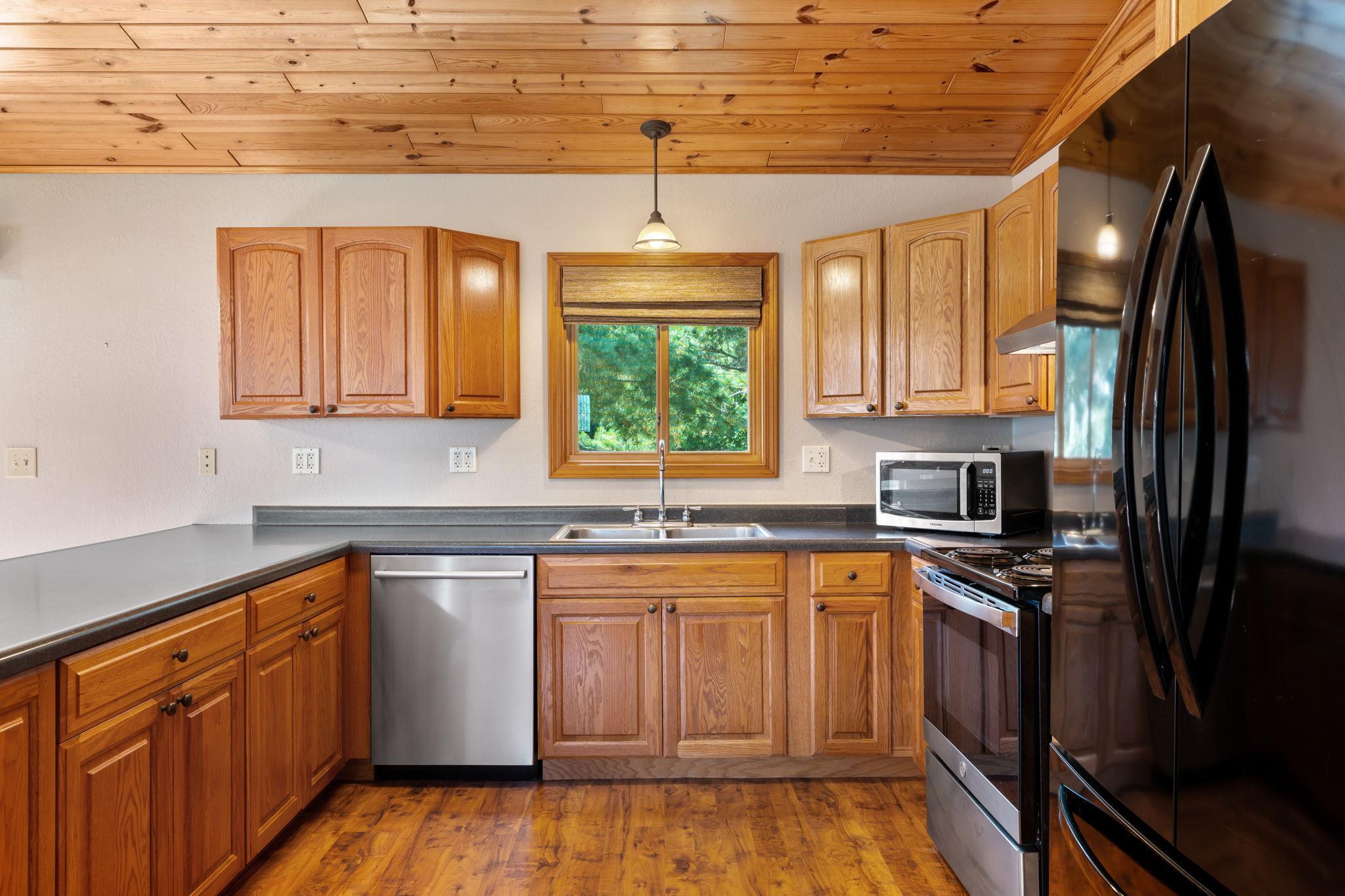 140 Reinhart Drive Shell Lake, WI 54871 - Photo 3 of 26