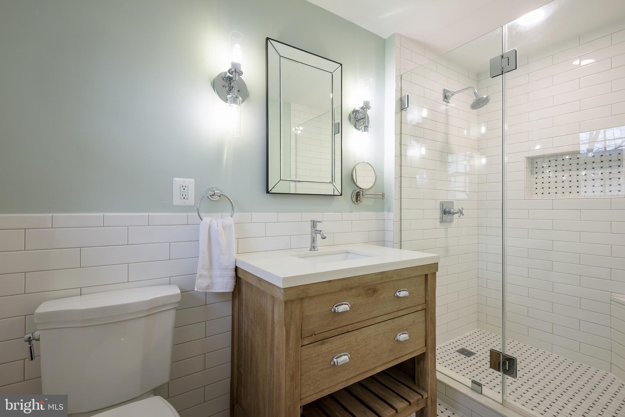 407 Russell Road Alexandria, VA 22301 - Photo 30 of 71