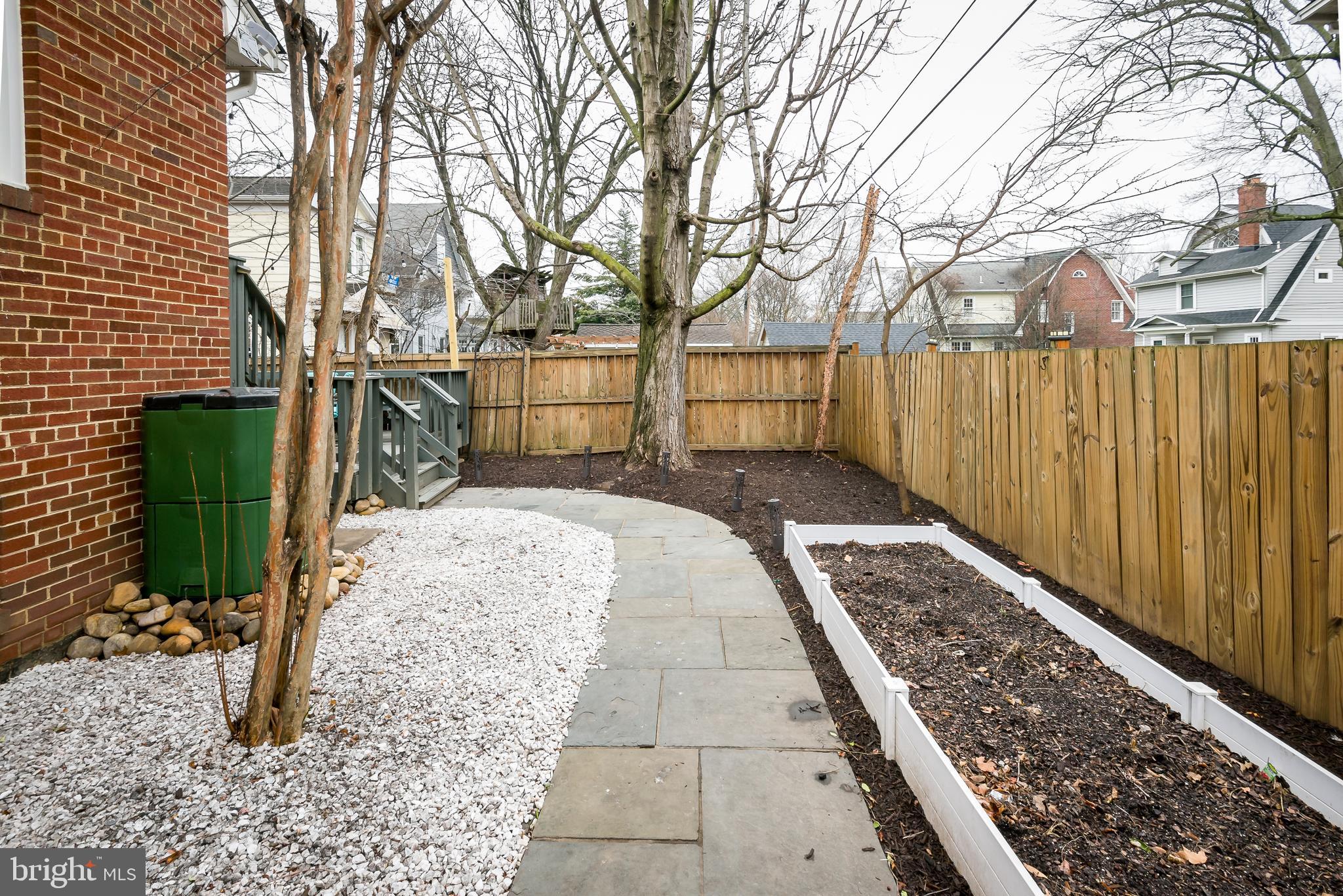 407 Russell Road Alexandria, VA 22301 - Photo 56 of 71