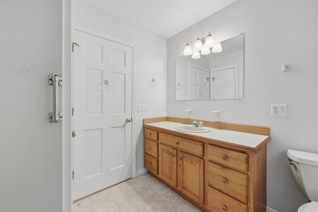 30 Jesse Road Dudley, MA 01571 - Photo 13 of 18