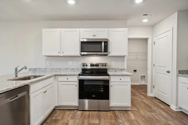 $355,790 | 107 Meadow Ridge Way, Staunton, VA 24401