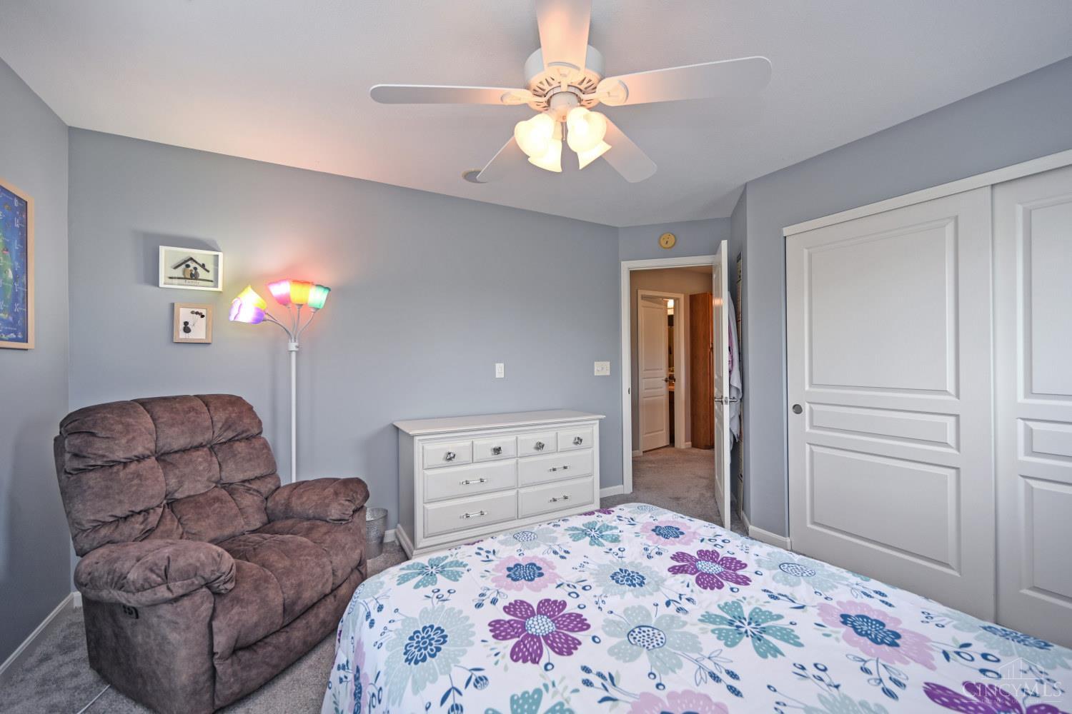 7302 Bridge Point Drive Cincinnati, OH 45248 - Photo 25 of 42