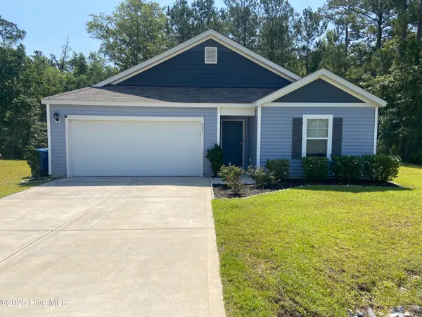 $1,900 | 413 High Ridge Court, Sneads Ferry, NC 28460