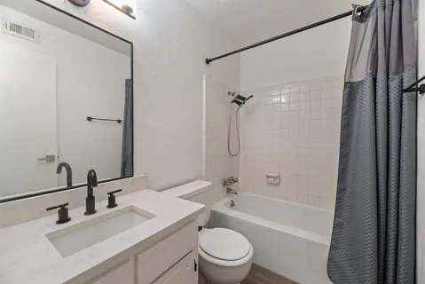 $240,000 | 8069 Meadow Road, Unit 216, Dallas, TX 75231