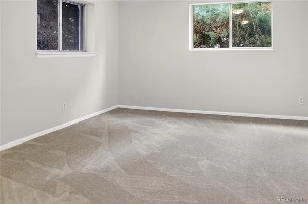 a view of an empty walk in closet