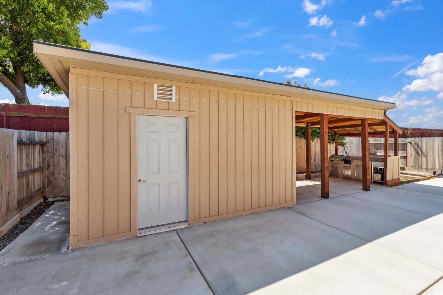 264 Rosebriar Street Madera, CA 93638 - Photo 25 of 28