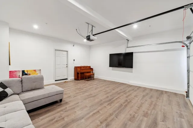 $559,000 | 264 Rosebriar Street, Madera, CA 93638