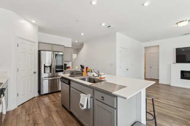 $559,000 | 264 Rosebriar Street, Madera, CA 93638