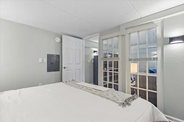 $325,000 | W921 Kettle Moraine Lane, Unit 7, Osceola, WI 53010