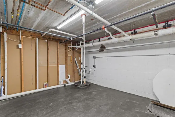 $325,000 | W921 Kettle Moraine Lane, Unit 7, Osceola, WI 53010