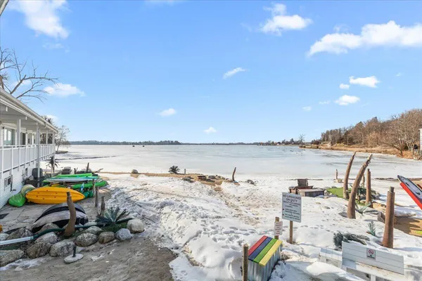 $325,000 | W921 Kettle Moraine Lane, Unit 7, Osceola, WI 53010