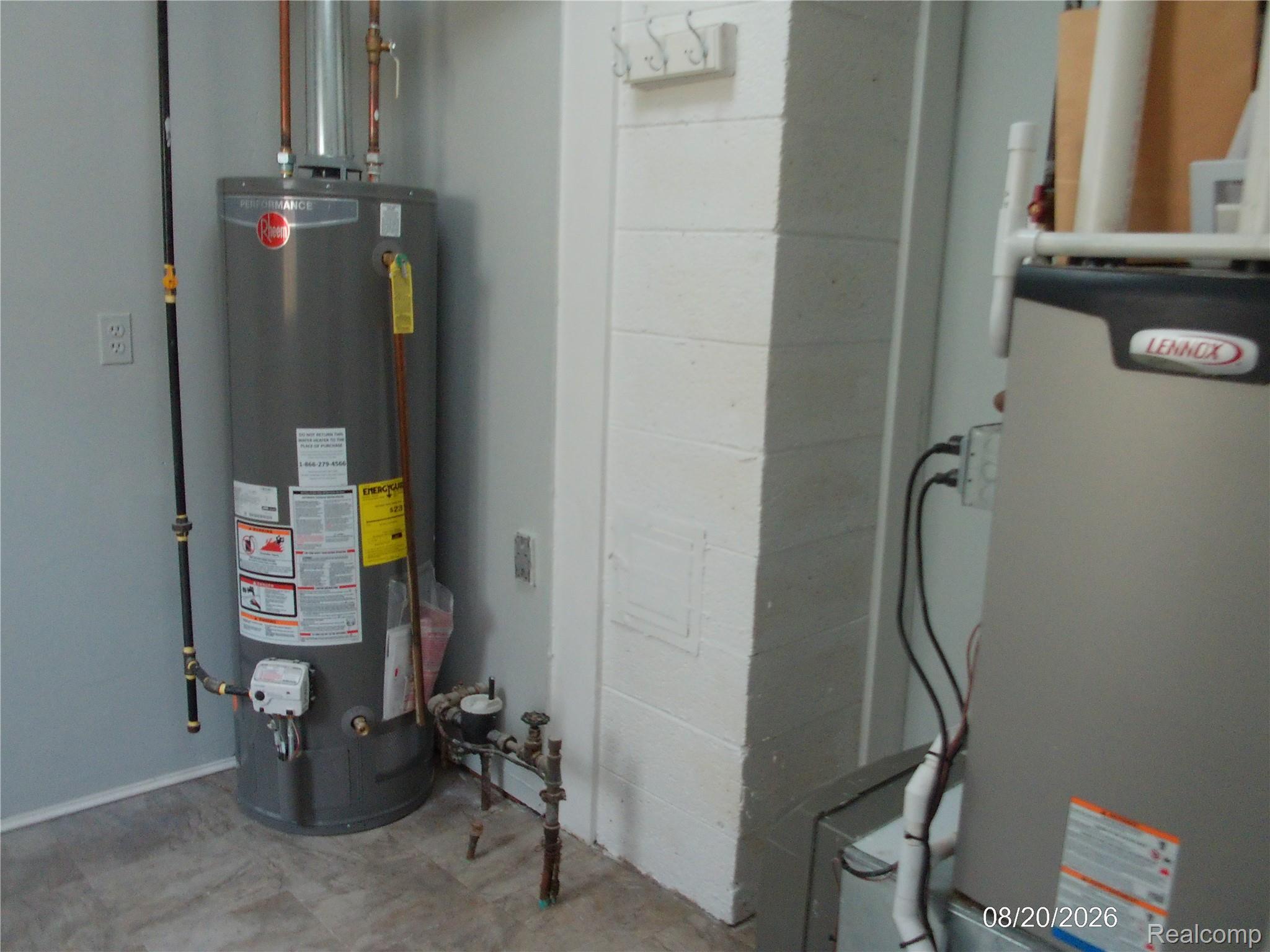 26445 Colgate Street Inkster, MI 48141 - Photo 26 of 35 Water heater and Lennox HVAC system
