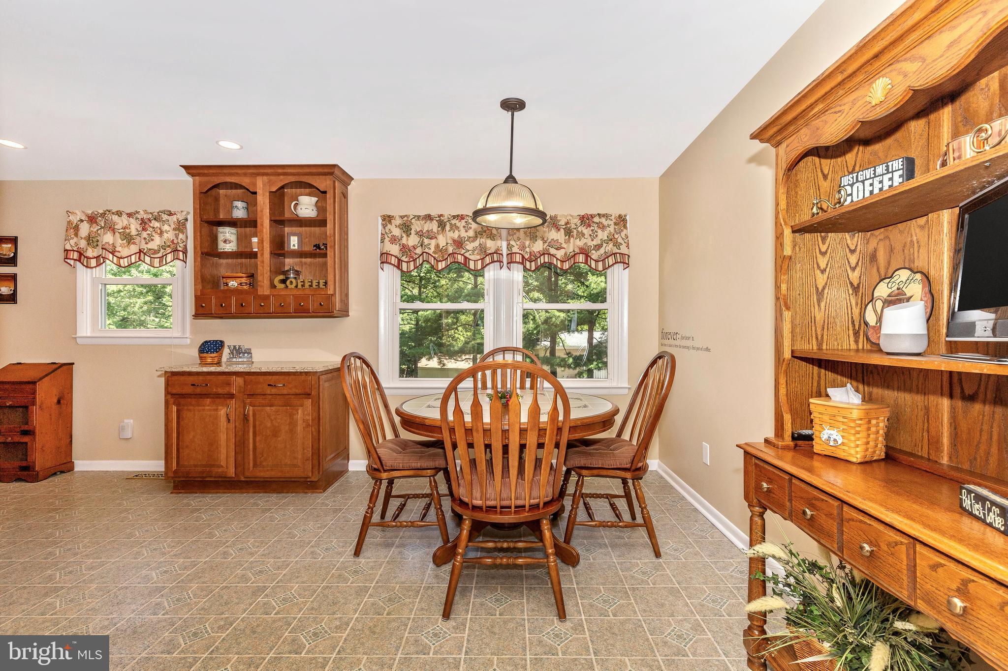 3013 Michael Road Mount Airy, MD 21771 - Photo 11 of 42 Kitchen Dining Area