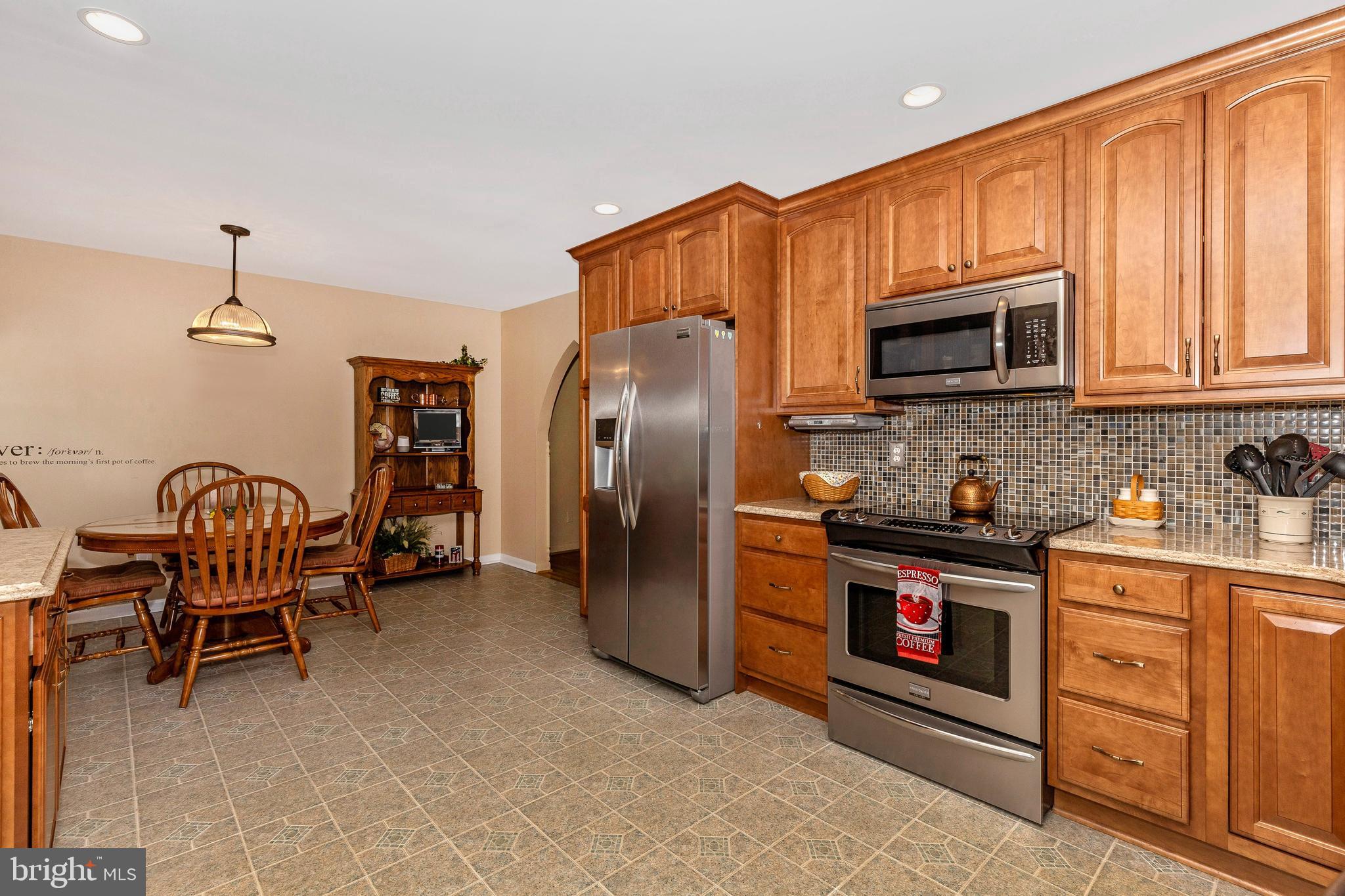 3013 Michael Road Mount Airy, MD 21771 - Photo 15 of 42 Kitchen looking Towards Dining Area