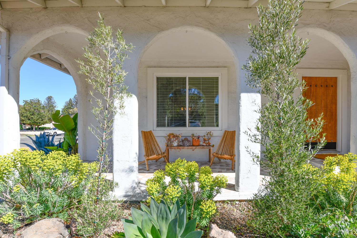 2148 San Antonio Drive Santa Rosa, CA 95405 - Photo 5 of 23 Welcome home ~