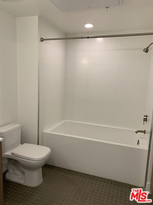 4210 Del Rey Avenue, Unit 301 Marina del Rey, CA 90292 - Photo 11 of 22