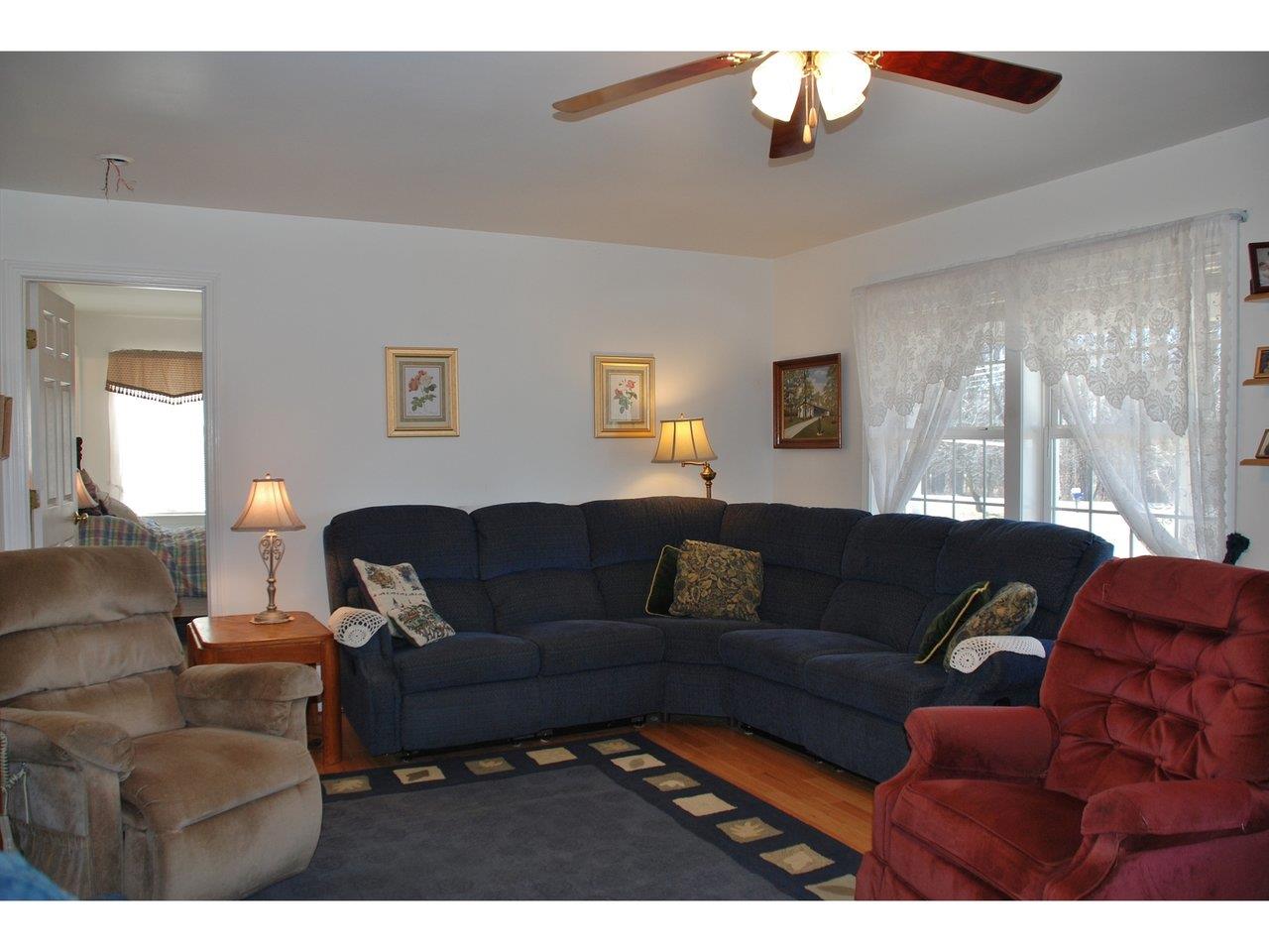 1984 Greenbush Road Ferrisburgh, VT 05473 - Photo 10 of 36 Gallery Image 10