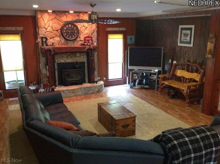 20810 Mastick Road Cleveland, OH 44126 - Photo 6 of 17