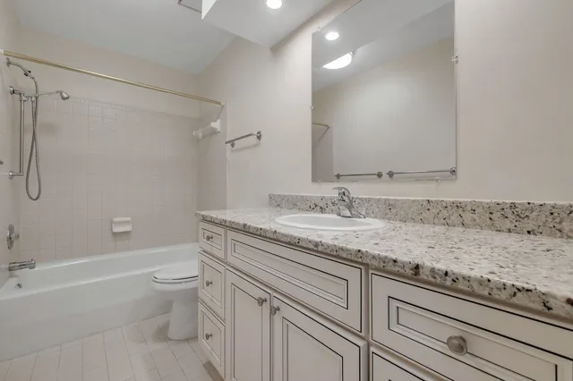 $319,900 | 1815 Atlantis Place, Unit BLDG 6, Tallahassee, FL 32303