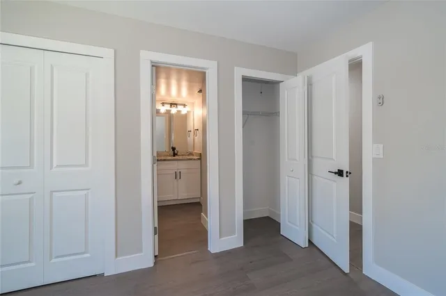 a close view of sink and tap