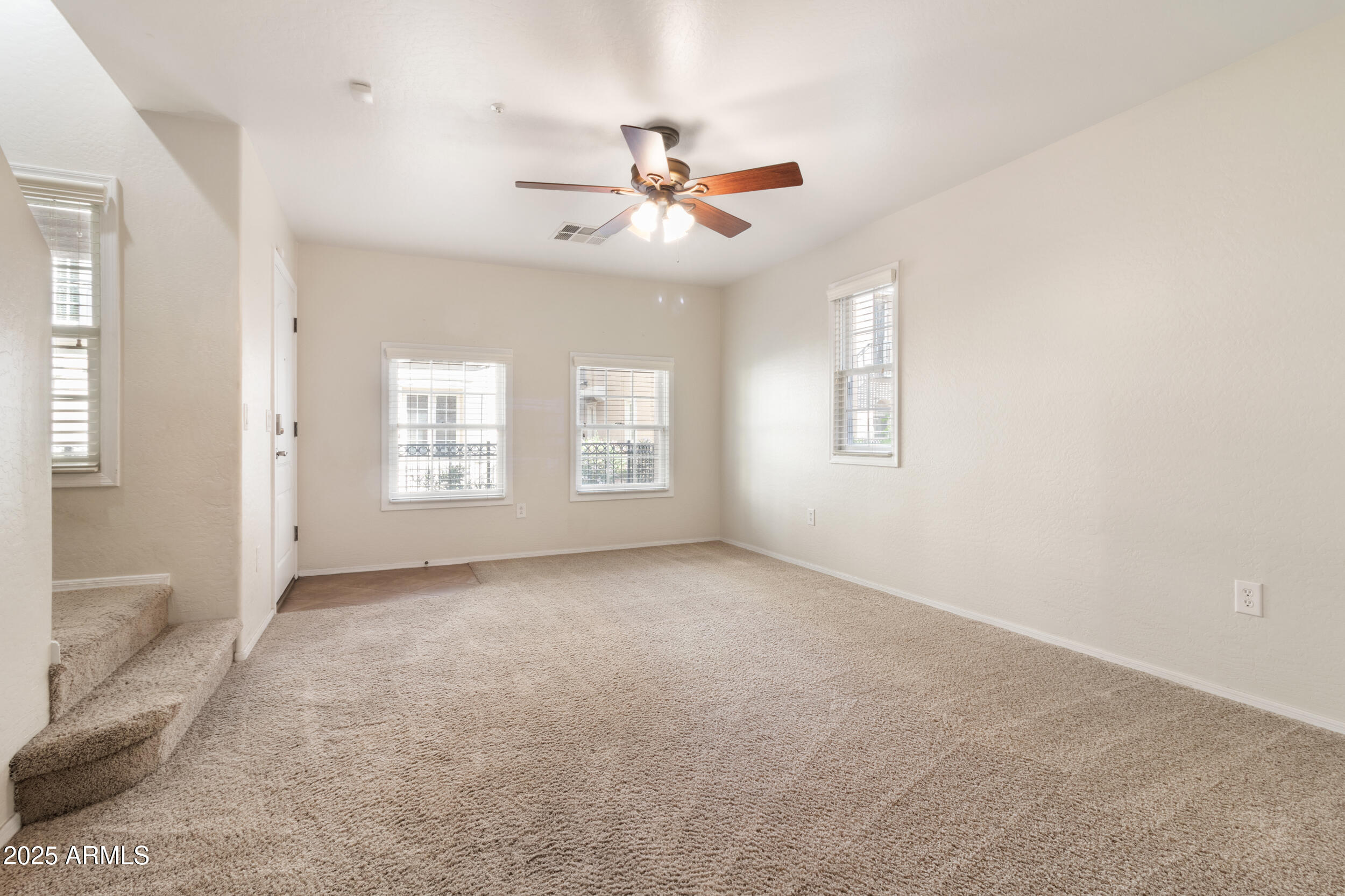 2789 South Key Biscayne Drive Gilbert, AZ 85295 - Photo 32 of 47 a view of an empty room with a window