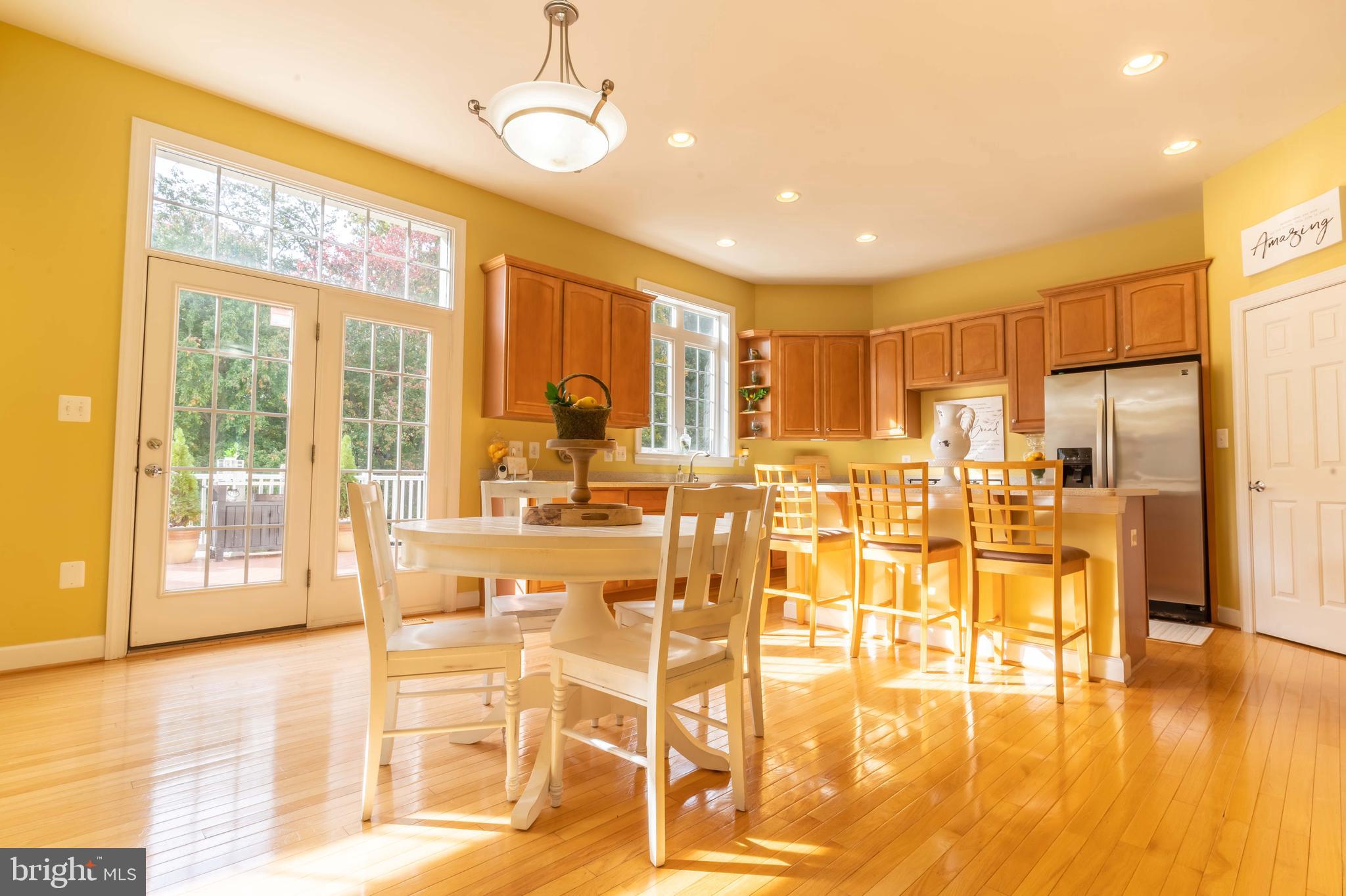 23112 Persimmon Ridge Road Clarksburg, MD 20871 - Photo 6 of 49 Eat-In Kitchen