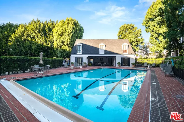 $749,000 | 647 Wilcox Avenue, Unit 3G, Los Angeles, CA 90004