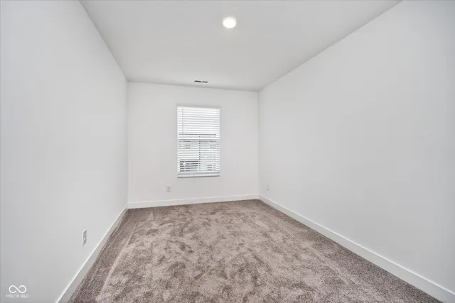 $2,300 | 15254 Swallow Fls Way, Fishers, IN 46037