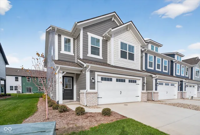 $2,300 | 15254 Swallow Fls Way, Fishers, IN 46037