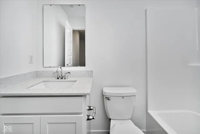 $2,300 | 15254 Swallow Fls Way, Fishers, IN 46037