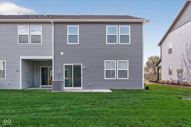 $2,300 | 15254 Swallow Fls Way, Fishers, IN 46037