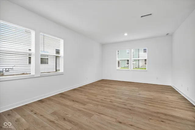 $2,300 | 15254 Swallow Fls Way, Fishers, IN 46037