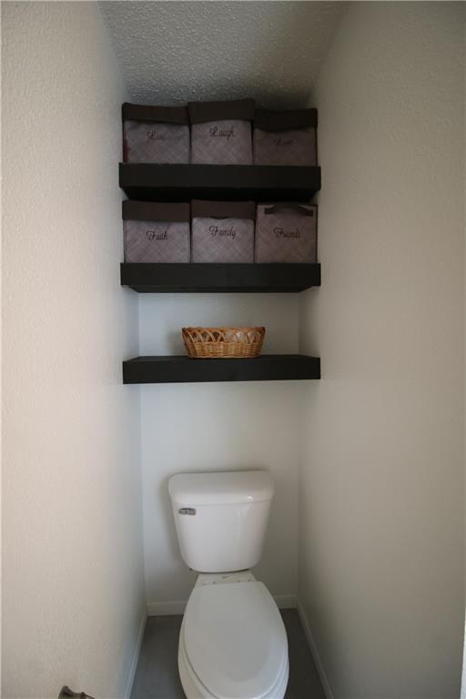 3330 Spring Wind Lane Indianapolis, IN 46239 - Photo 34 of 41 Gallery Image 34