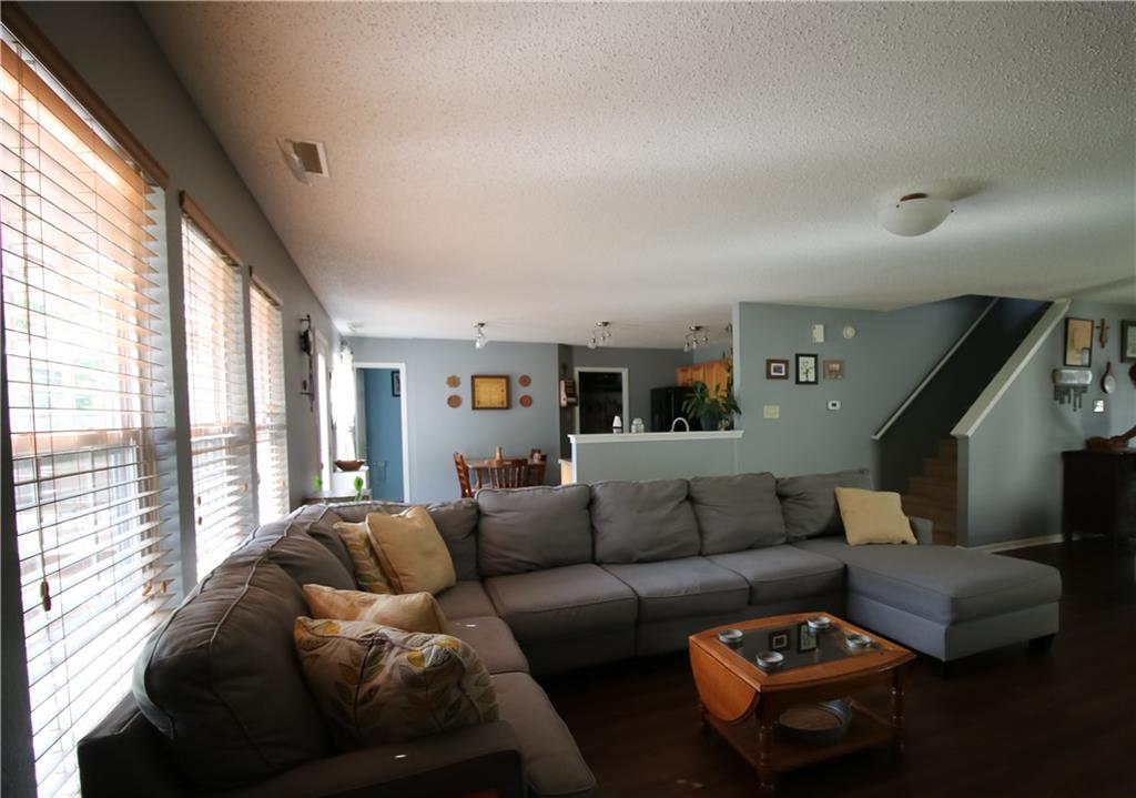 3330 Spring Wind Lane Indianapolis, IN 46239 - Photo 6 of 41 Gallery Image 6