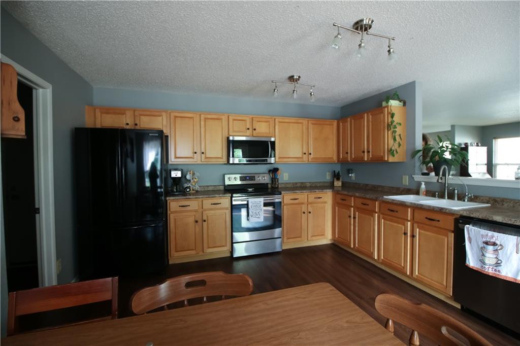 3330 Spring Wind Lane Indianapolis, IN 46239 - Photo 8 of 41 Gallery Image 8
