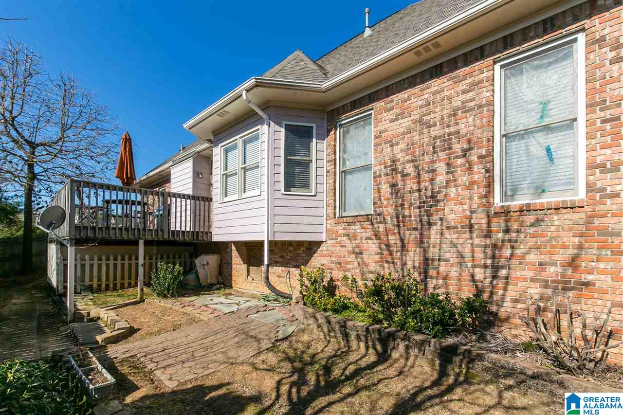 858 Meadow Ridge Lane Birmingham, AL 35242 - Photo 3 of 23