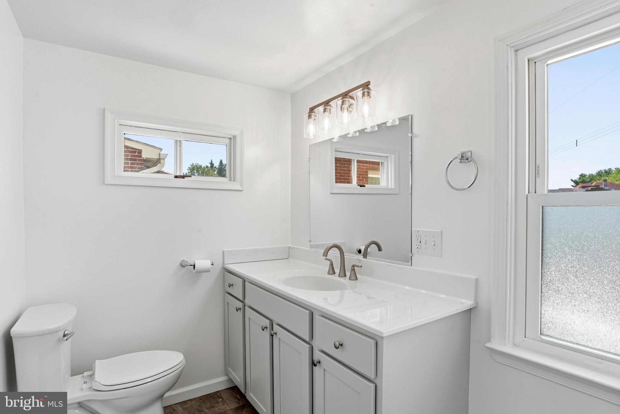 41 Center Street Hanover, PA 17331 - Photo 25 of 33
