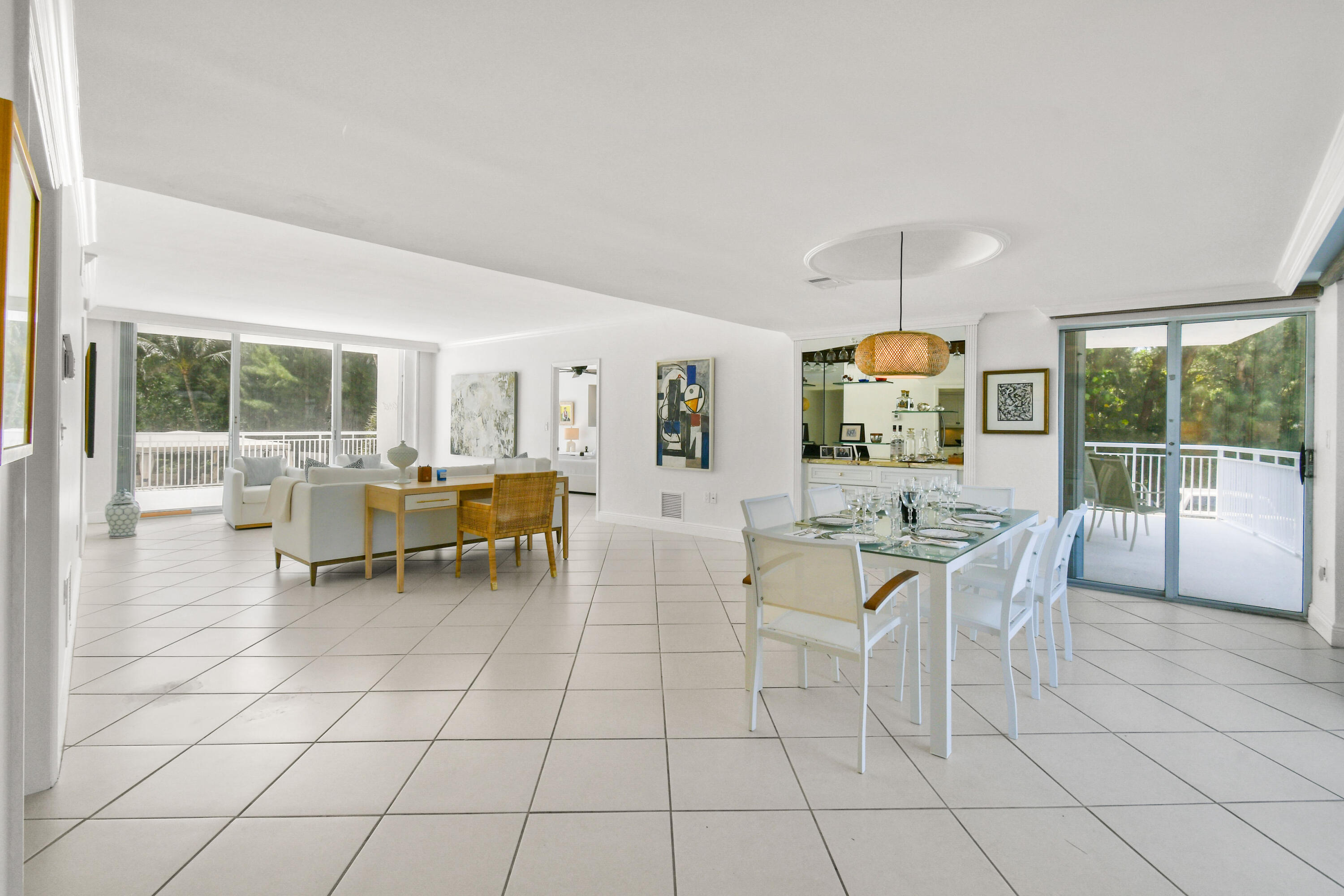 2780 South Ocean Boulevard, Unit 112 Palm Beach, FL 33480 - Photo 7 of 55 a view of a dining room with furniture