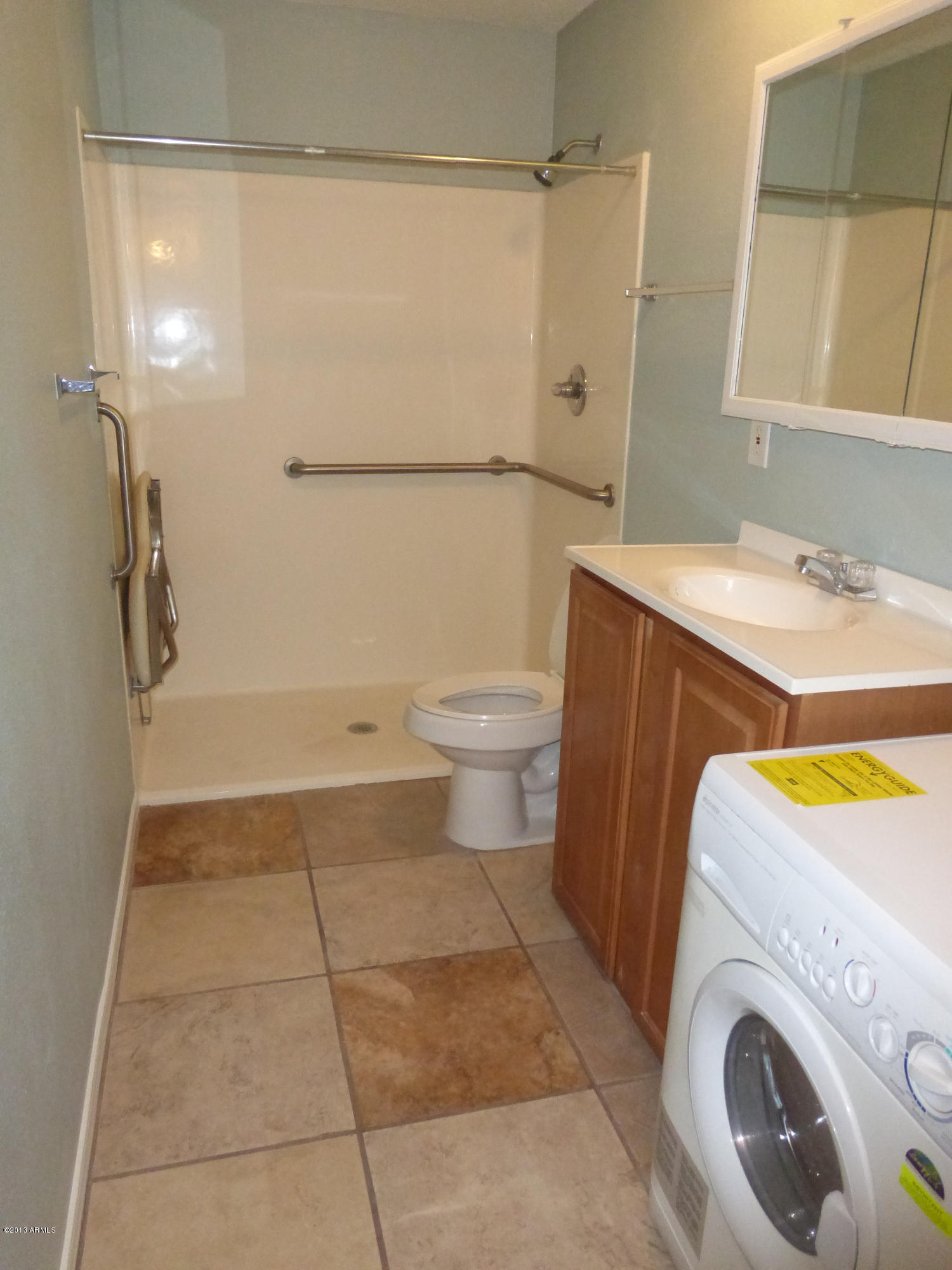 5809 West Redfield Road Glendale, AZ 85306 - Photo 20 of 43 Bathroom in Guest Room
