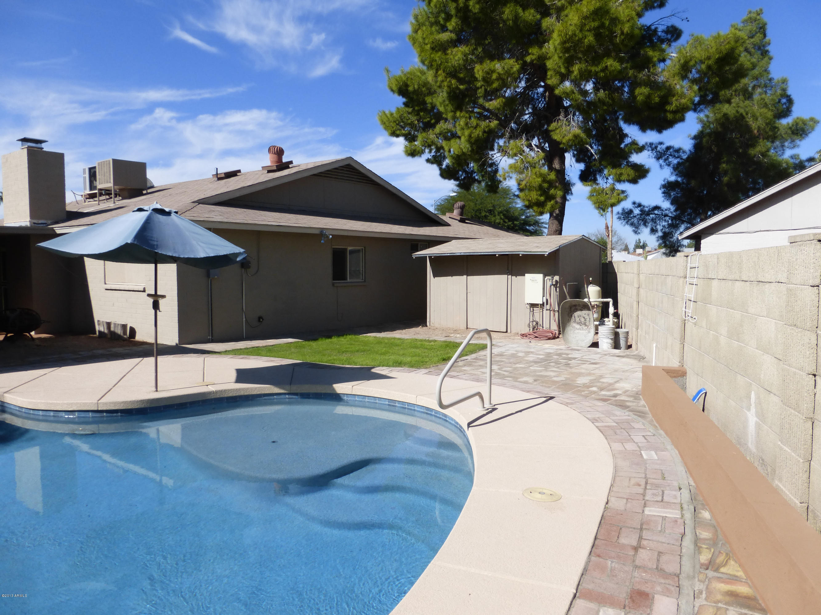 5809 West Redfield Road Glendale, AZ 85306 - Photo 28 of 43 Side Yard