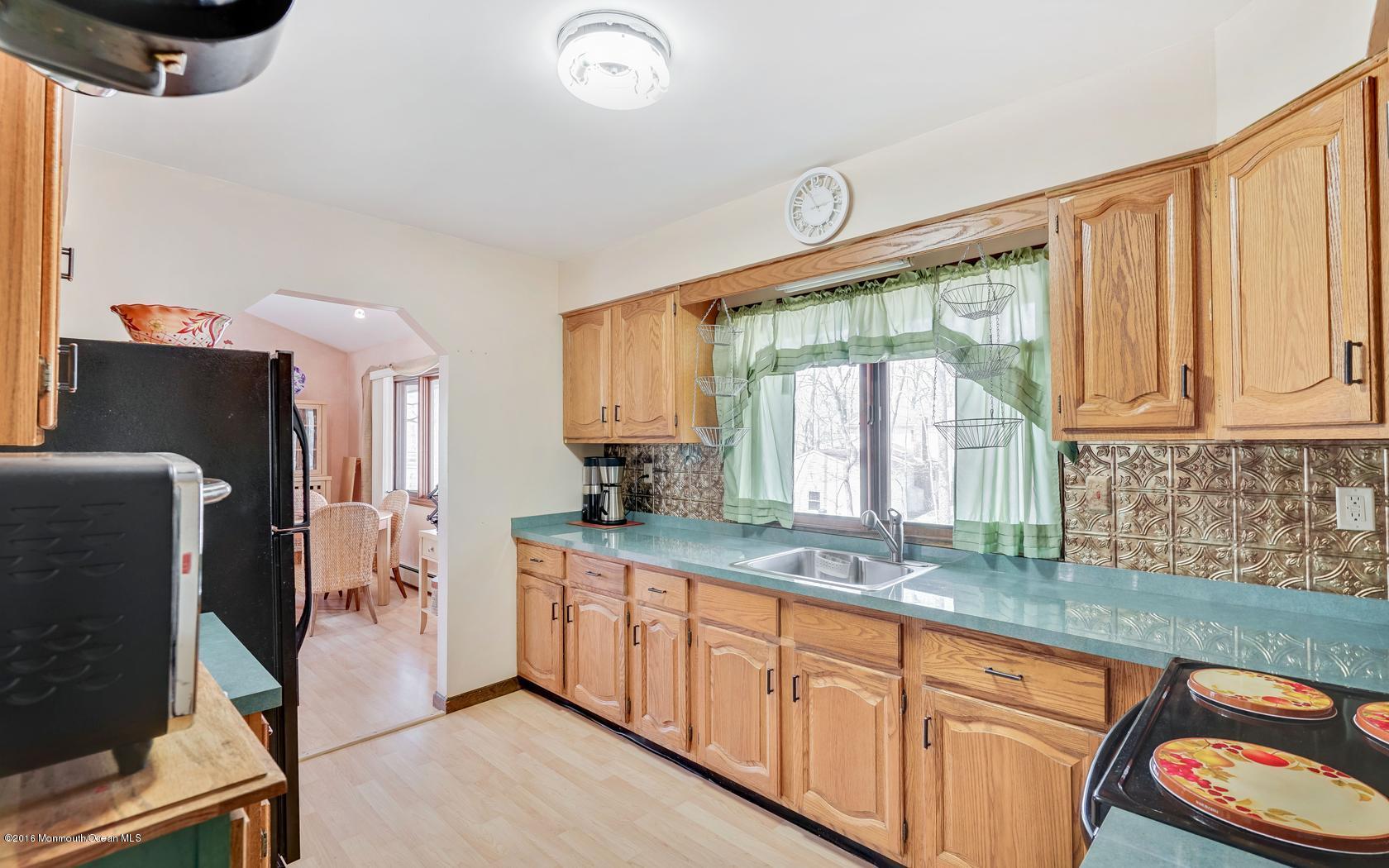 79 White Road Jackson, NJ 08527 - Photo 17 of 30 17-photo-web-1680x1050-225882