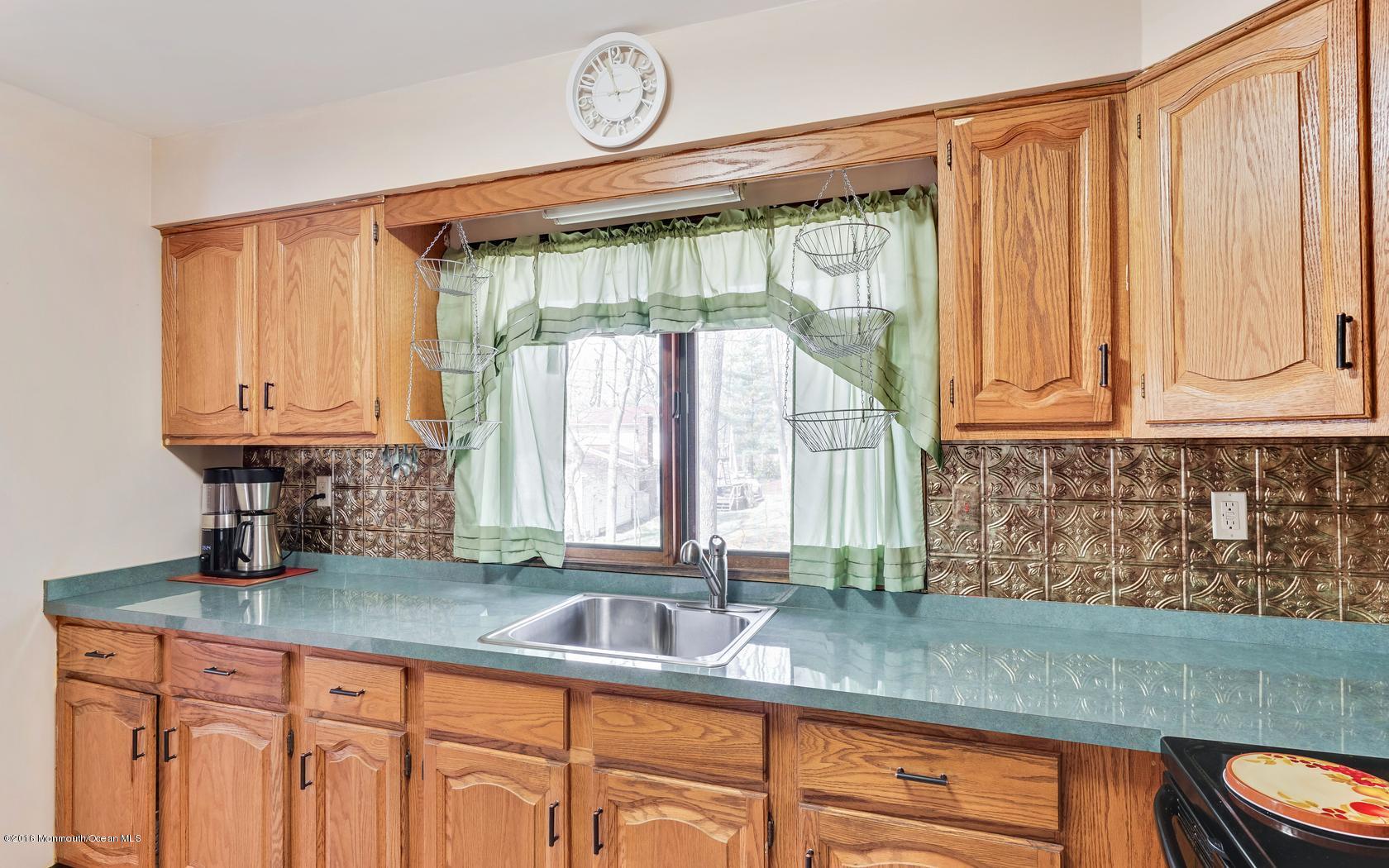 79 White Road Jackson, NJ 08527 - Photo 19 of 30 19-photo-web-1680x1050-289315