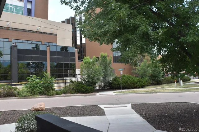 $1,900 | 1328 East St Vrain Street, Colorado Springs, CO 80909