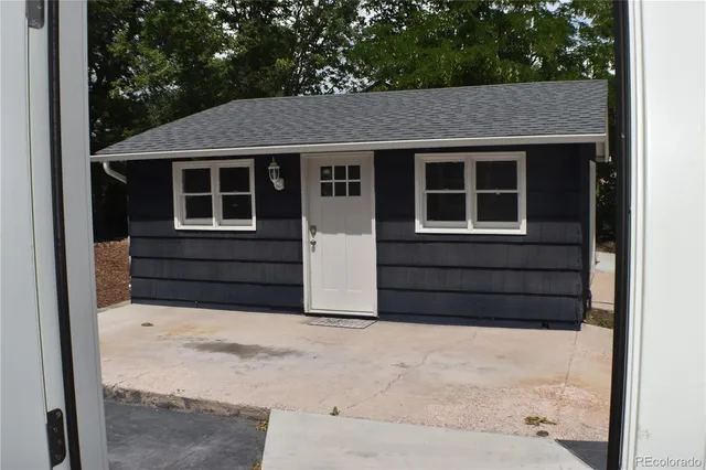 $1,900 | 1328 East St Vrain Street, Colorado Springs, CO 80909