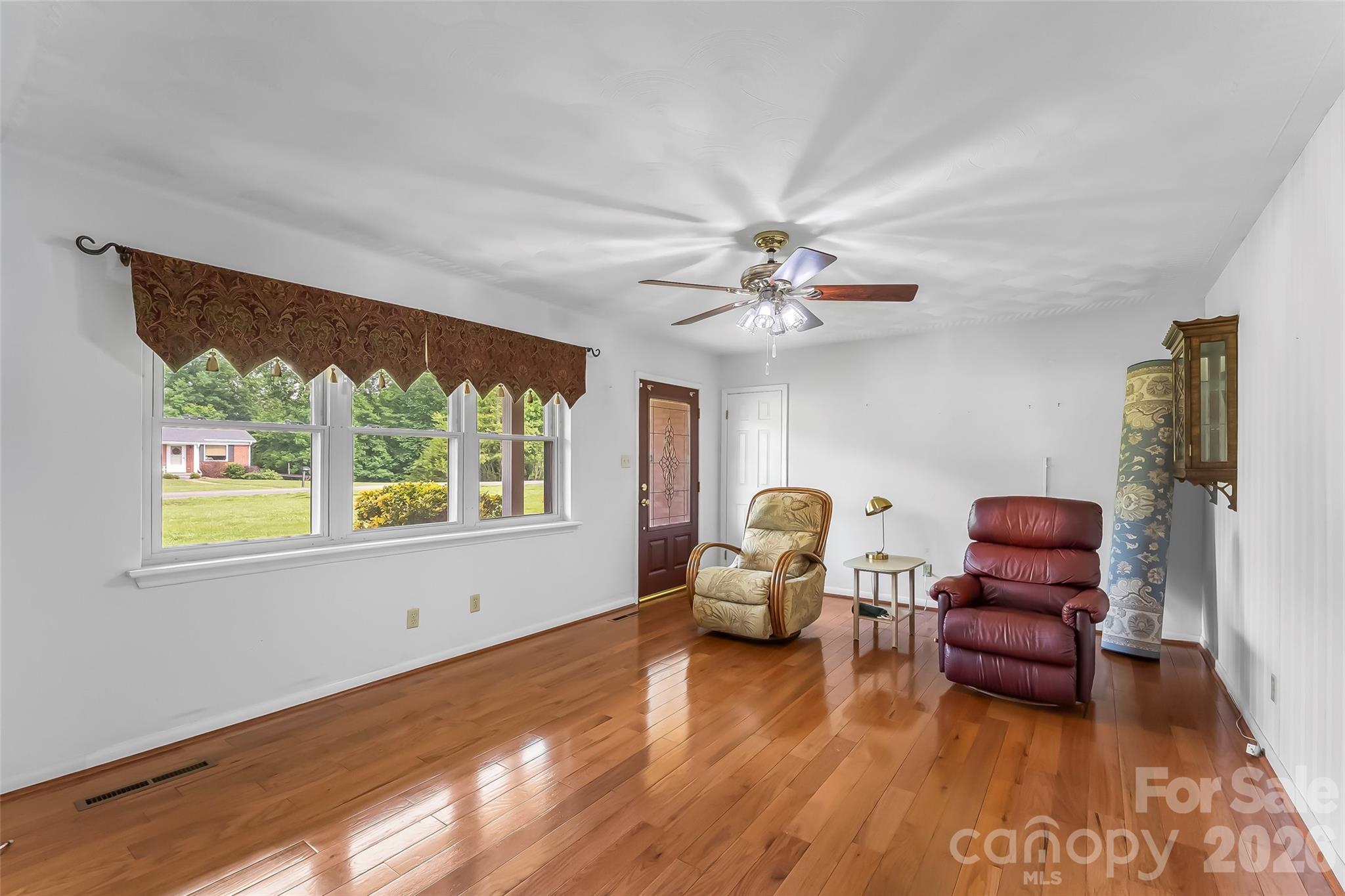 5305 Icard Ridge Road Hickory, NC 28601 - Photo 5 of 40