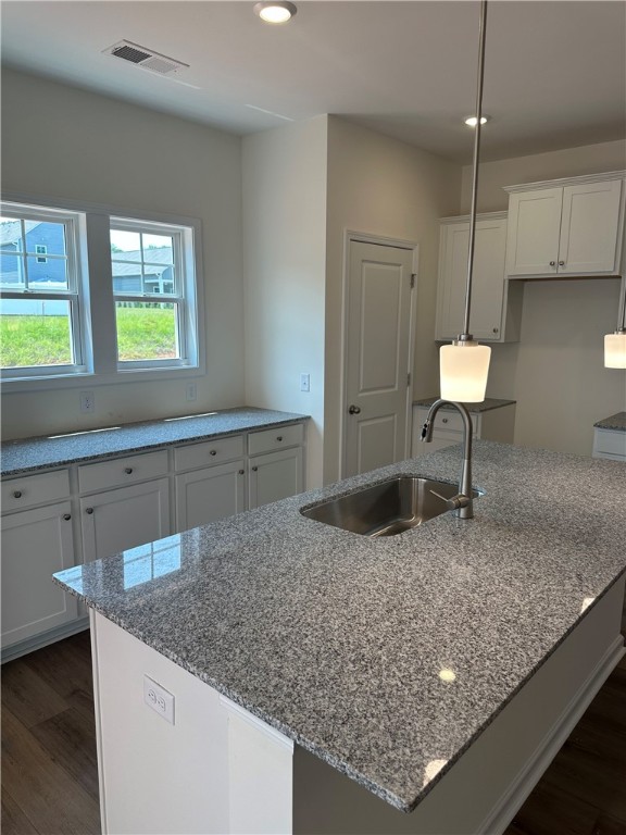 203 Brown Circle Easley, SC 29642 - Photo 2 of 8