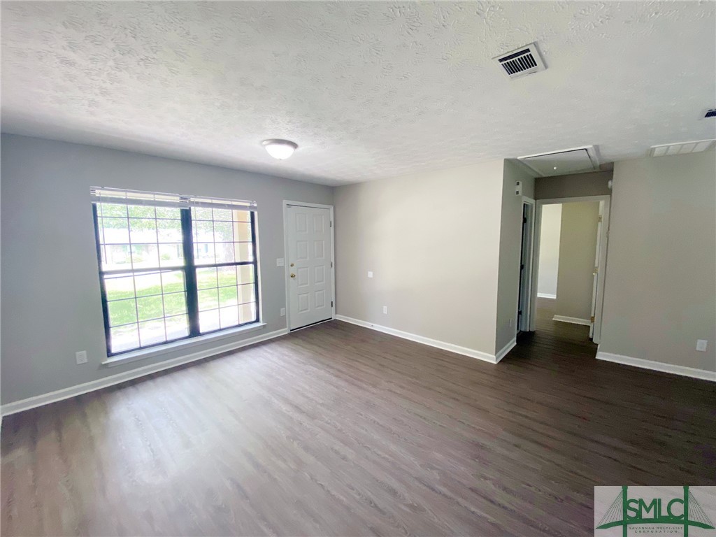 217 Mulberry Way Rincon, GA 31326 - Photo 4 of 37 Great Room