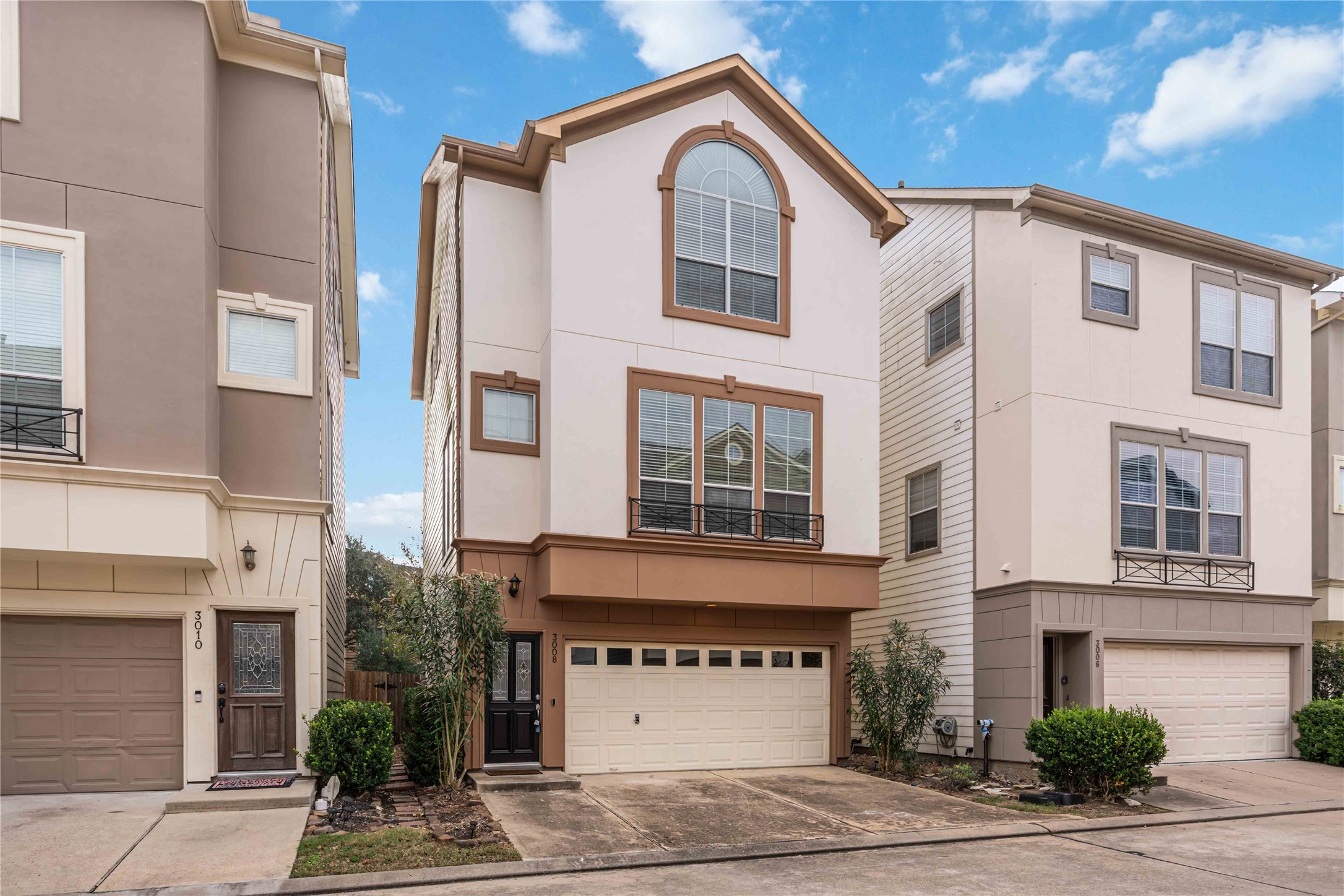 3008 Clearview Circle Houston, TX 77025 - Photo 3 of 33 a view of a white building among the street