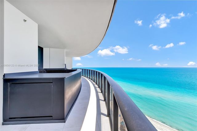 $5,750,000 | 18555 Collins Avenue, Unit 1701, Sunny Isles Beach, FL 33160